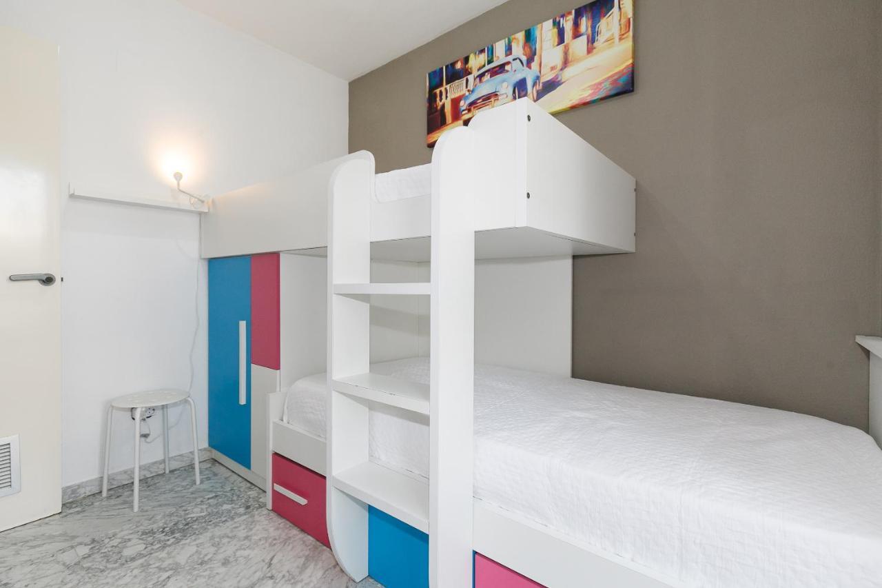 Uhc Cancun Apartments Salou Exterior photo